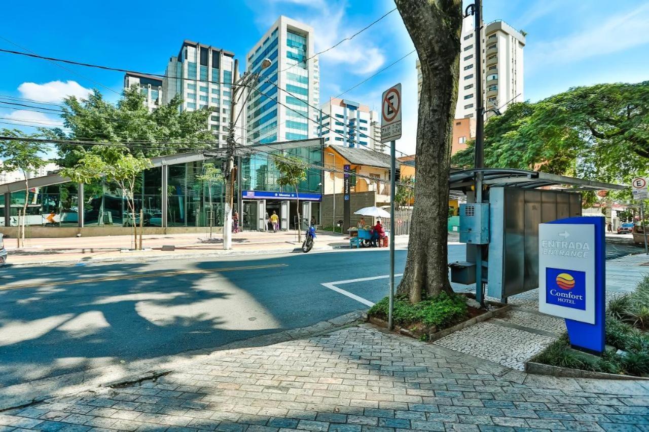 Flat Em Frente Ao Metro Moema São Paulo Luaran gambar